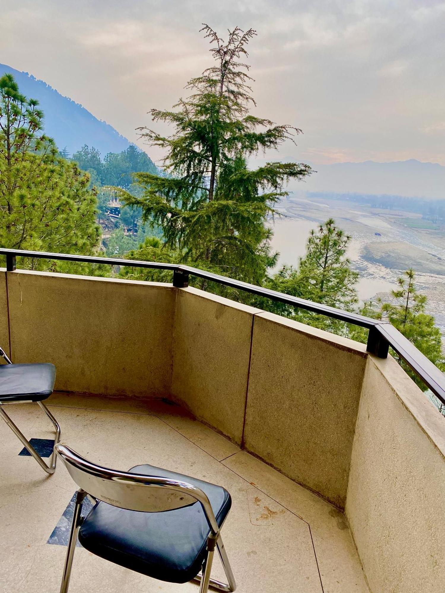 Rock City Resort ミンゴラ エクステリア 写真